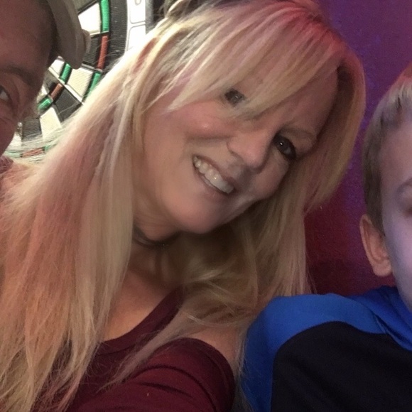 Meet your Posher, Heidi - Picture 1 of 1